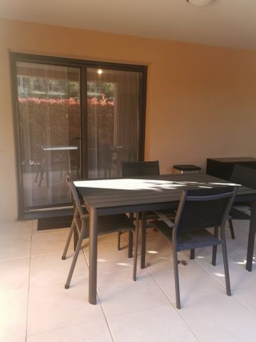 Location Appartement 1 pièce 27m² AIX EN PROVENCE 90ème - Photo 3