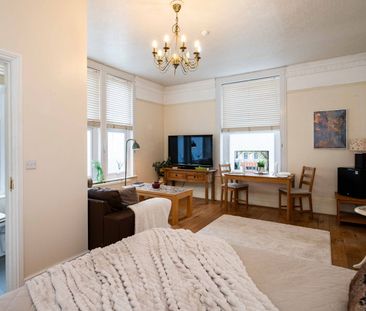 Large Ensuite Room in Shared House – Whitecross Road, Hereford - Photo 6