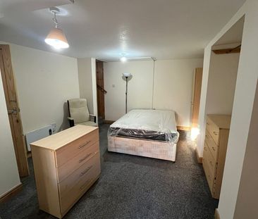Room in a Shared House, Brudenell St, LS6 - Photo 5