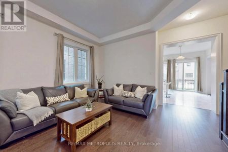 100 BALLANTYNE BOULEVARD - Photo 2