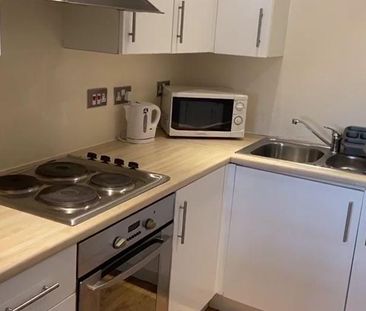 Studio to rent - Photo 5