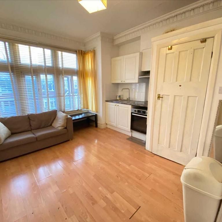 1 bedroom apartment to rent - Photo 1