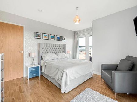 2 bedroom flat to rent - Photo 4