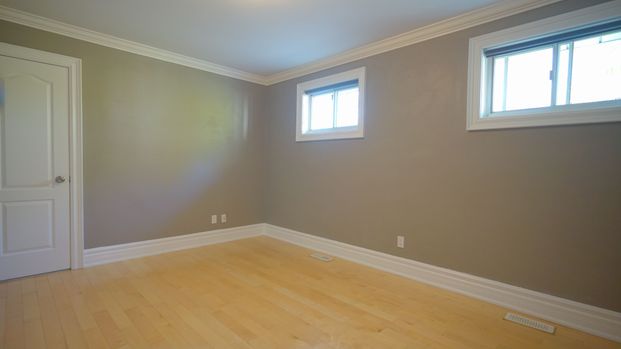 For Lease - 7 Waterbury Drive Unit# Main, Toronto, Ontario - Photo 1