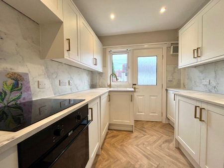 2 bedroom terraced house to rent - Photo 3