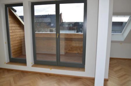 Traumhafte Maisonette-Wohnung mit Loggia und Fußbodenheizung! - Foto 5