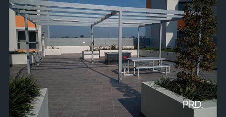 Modern Three-Bedroom Home in a Prime Lifestyle Location - Photo 3