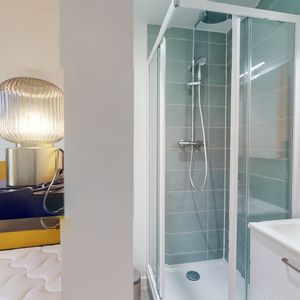 PONT SAINT JACQUES Roommate 4 Bedrooms at Clermont Ferrand - Photo 3