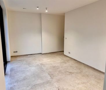 Volledig vernieuwd appartement te huur - Foto 6