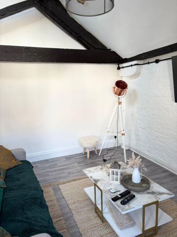 2 bedroom apartment to rent - Photo 3