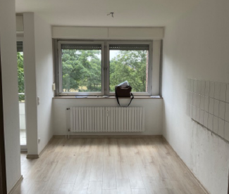 Ruhige Balkonwohnung mit Laminatboden - Foto 3