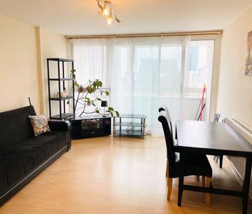 3 Bed Flat, The Quarterdeck, E14 - Photo 1