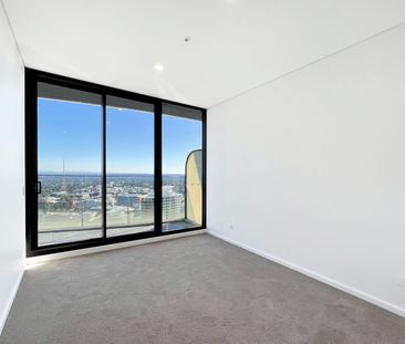 Luxury High Rise 3 Bedder With City Views and Ocean Views - Photo 4