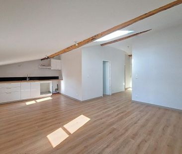 Location Appartement 3 pièces 62m² AGEN 47000 - Photo 3