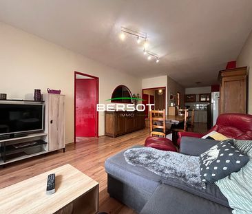 Appartement T2 bis meublé avec terrasse et place de parking - Photo 3