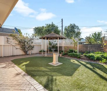 “Stunning Family Home in Prime Location” - Photo 1