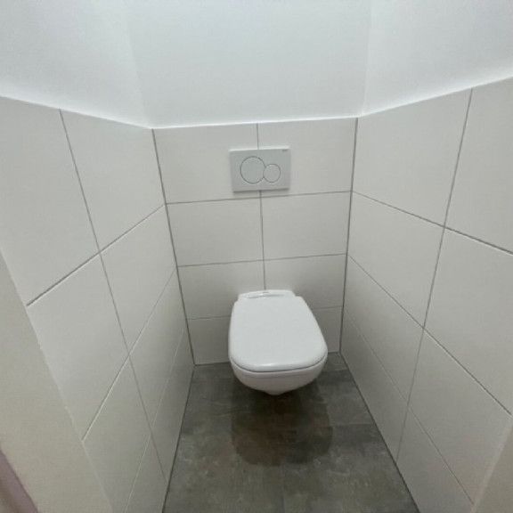 Sanierte 3-Zimmer Wohnung mit Balkon im Zentrum von Leoben zu vermieten - Foto 1