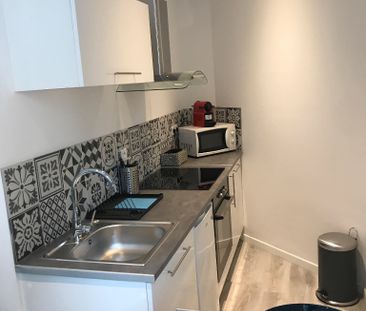 Location Appartement 2 pièces 26m² - Photo 3