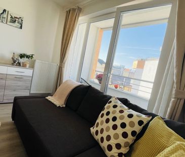 Pronájem bytu 1+kk • 34 m² bez realitkyPetrohradská, Praha - Vršovice - Photo 2