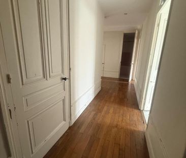 Location Appartement 3 pièces 105m² VILLEURBANNE 69100 - Photo 1