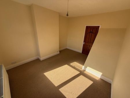2 bedroom terraced house to rent - Photo 3