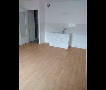 Location Appartement Studio 30 m² Lignac - Photo 4