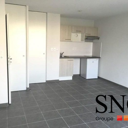 T2 AVEC BALCON ET PARKING - Photo 1