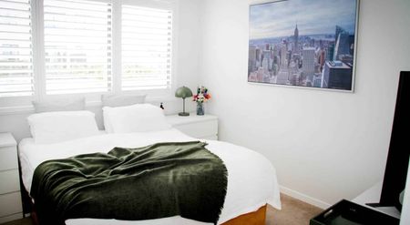 Beautiful modern townhouse - Photo 3