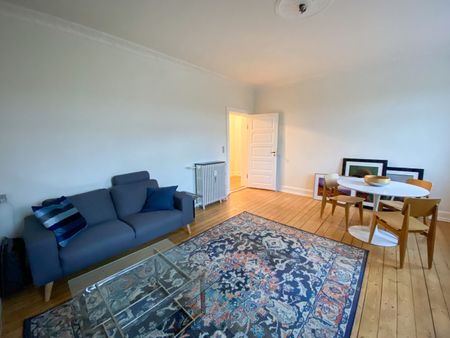 Lækker og rummelig 2-værelses lejlighed - Photo 3