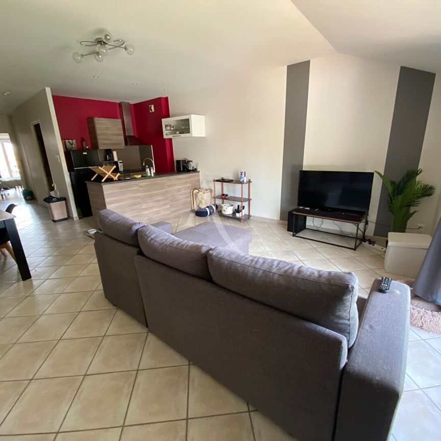 Location Appartement 2 pièces 59m² - Photo 1