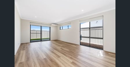 MOVE-IN READY PERFECTION: PURE STYLE & SPACE ON VELVET VISTA - Photo 3