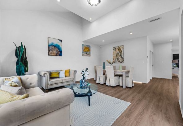 Modern living in Karaka - Photo 1