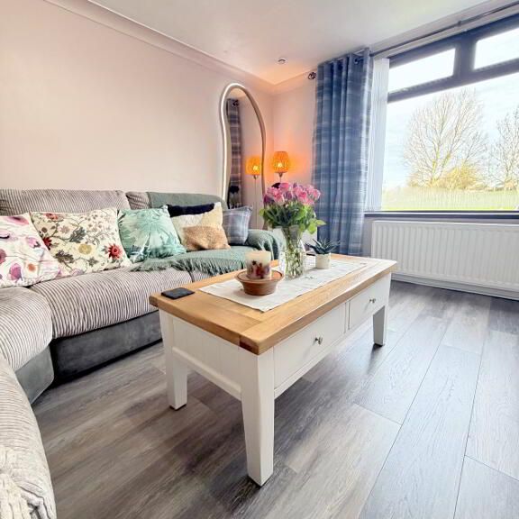122 Avonmore Park, Lisburn, BT28 1NJ - Photo 1