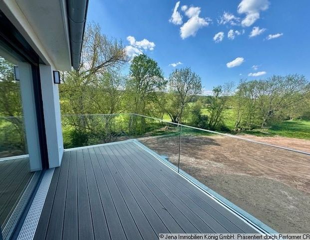 Großzügige Dachgeschosswohnung mit Dachterrasse - Foto 1