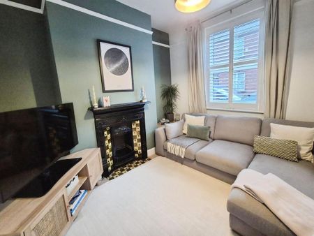 2 bedroom terraced house to rent - Photo 2