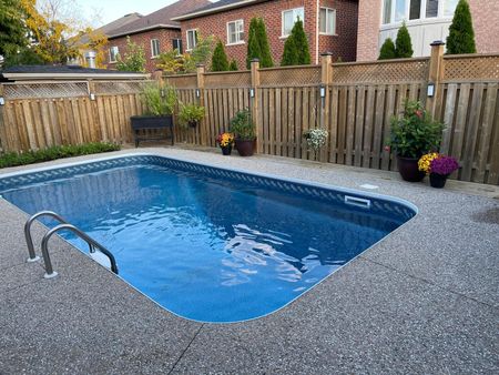 For Lease - 2449 Auckland Drive, Burlington, Ontario - Photo 2