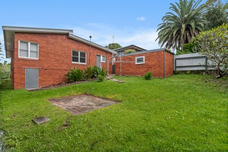 10 Andrew Avenue, Keiraville. - Photo 5