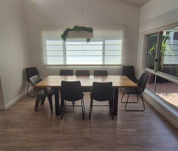 9A Thomas Mitchell Drive, Wodonga VIC 3690 - House For Rent | Domain - Photo 6