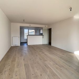 Appartement te huur in Sint-Jans-Molenbeek voor € 1.400 met 2 slaapkamers - foto 2