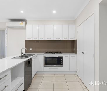 48 Muzzlewood Way, Wollert - Photo 3