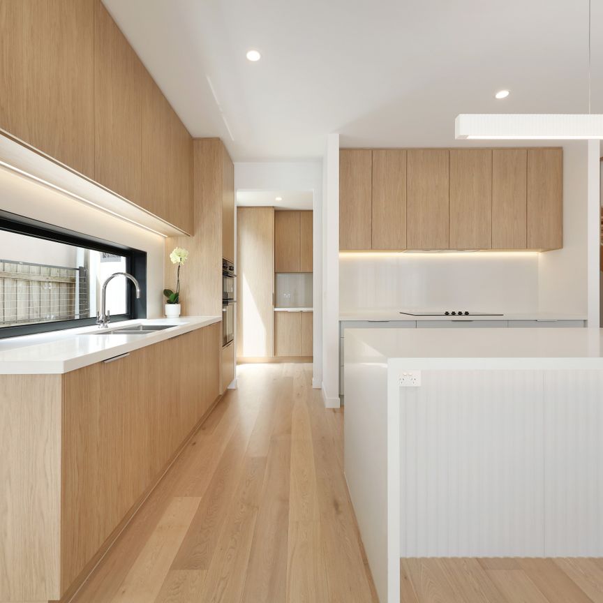 10A Florence St, Ormond VIC 3204 - Townhouse For Rent | Domain - Photo 1