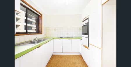 OCEAN VIEWS - Photo 3