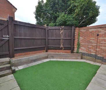 3 bedroom semi-detached house to rent - Photo 3
