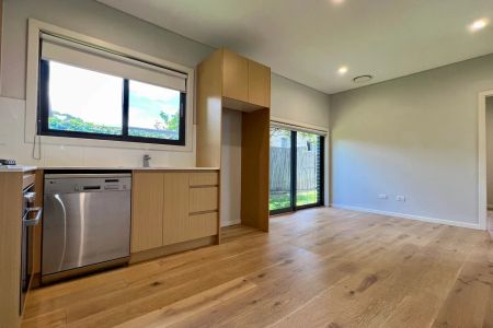 Low Maintenance, Cosy Home - Photo 5