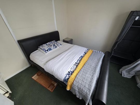 4 bedroom house to rent - Photo 1