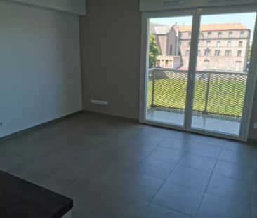 Appartement Clermont Ferrand 1 pièce(s) - studio de 28.02 m2 - Photo 3