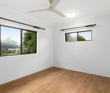 Comfortable & Convenient Family Home - Photo 2