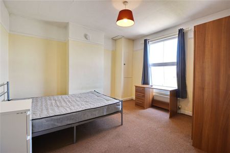 Fourth Avenue, Horfield - Photo 3