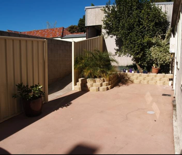 Stylish Apartment, Right In The Heart Of Summer Hill - Photo 4