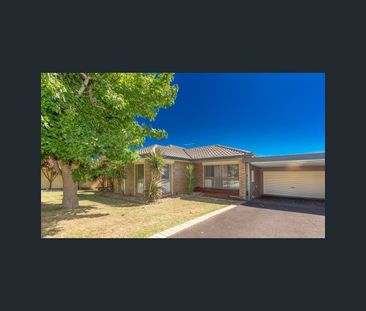 36 Preston Avenue, Endeavour Hills, Vic 3802 - Photo 2